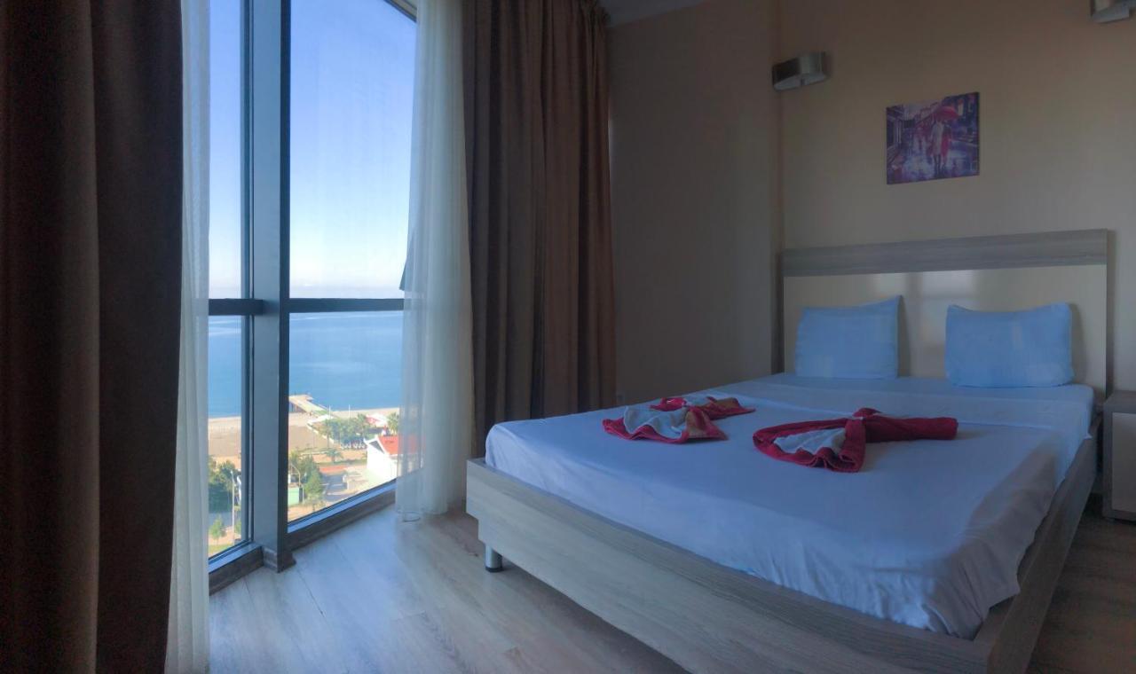 Black Sea Towers Batumi Exterior photo