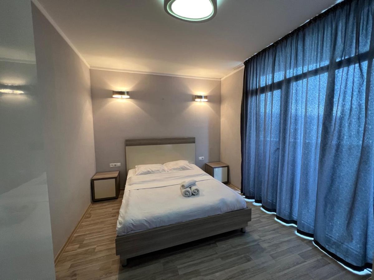 Black Sea Towers Batumi Exterior photo